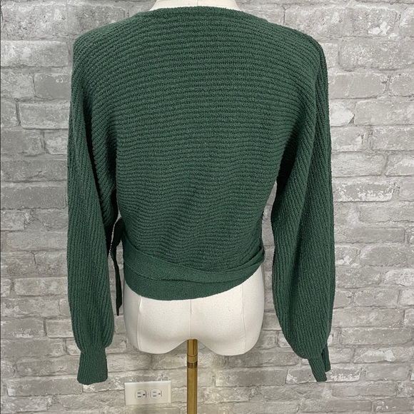 Madewell Pasha Wrap V-Neck Sweater - Picture 3 of 7